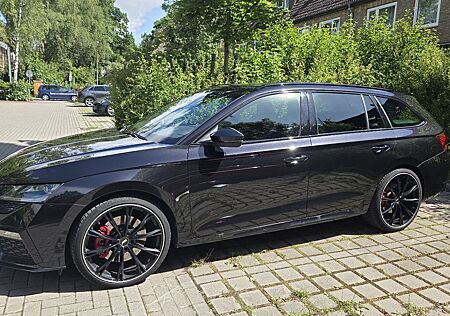Skoda Octavia 2.0 TSI DSG RS PLUS COMBI RS PLUS