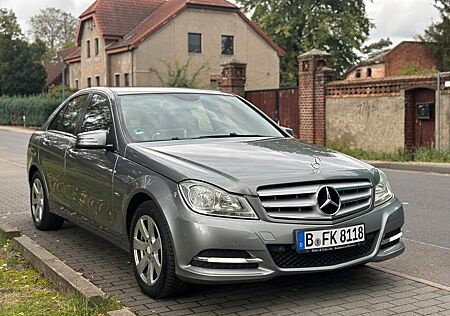 Mercedes-Benz C 220 CDI BlueEFFICIENCY -