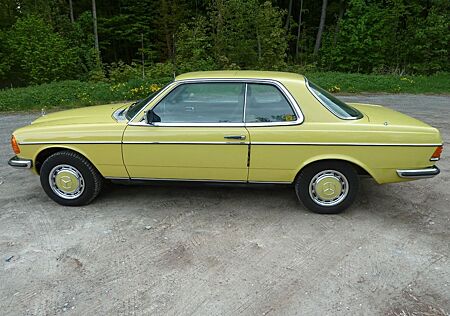 Mercedes-Benz 230 C Coupe 2. Hd. Org. Km