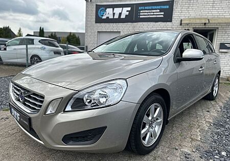 Volvo V60 Kombi Kinetic 1.Hand