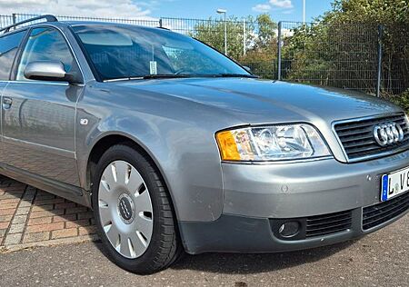 Audi A6 Avant 4B C5 1.8T / Vollleder / S-Line FW