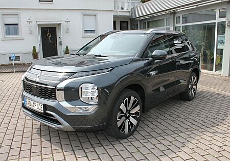 Mitsubishi Plug in Hybrid Outlander gebraucht kaufen Mitsubishi Plug in Hybrid Outlander Plug-in Hybrid Outlander 2.4 PHEV Top S-AWC