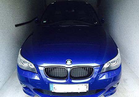 BMW 540i -V8 Schaltgetriebe M-Paket Keyless Go