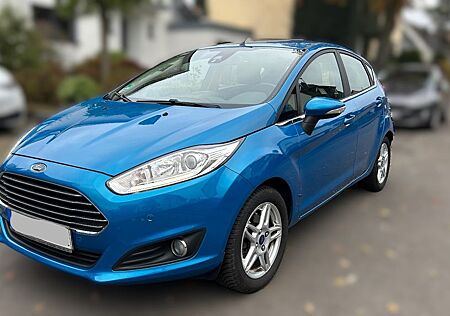 Ford Fiesta Diesel Titanium (Navi, Kamera, Parkpilot)