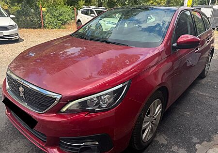 Peugeot 308 SW BlueHdi 130 Pano 4990,- netto Export