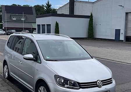 VW Touran Volkswagen 2.0 TDI LIFE BlueMotion Technology LI...