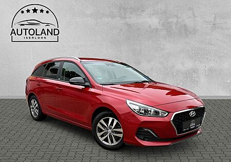 Hyundai i30 cw YES!*NAVI*APPLE CARPLAY*KAMERA*TOP