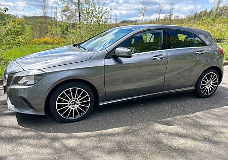Mercedes-Benz A 160 d Style Style