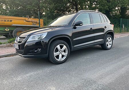 VW Tiguan Volkswagen 2.0 TDI Automatik 4MOTION Sport & Sty...