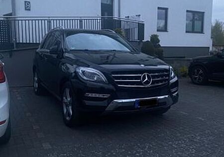 Mercedes-Benz ML 250 BlueTEC 4MATIC -