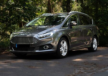 Ford S-Max 2,0 TDCi 132kW Titanium