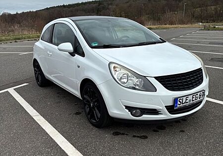Opel Corsa D 1.4 Color Edition