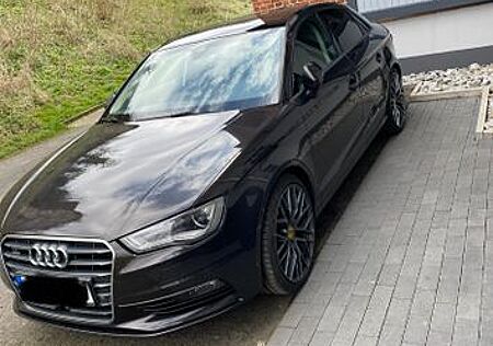 Audi A3 2.0 TDI quattro S tronic Ambition Ambition
