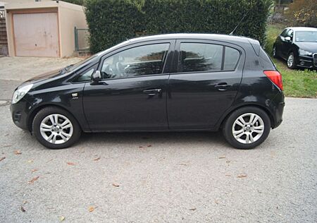 Opel Corsa D Active,TÜV neu