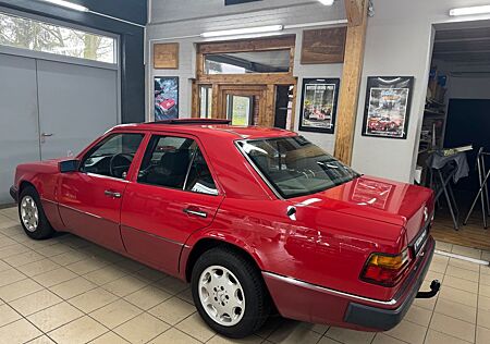 Mercedes-Benz 200 MB 124 Top gepflegtes Auto