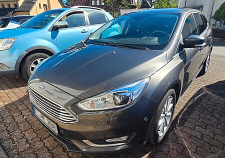 Ford Focus Turnier 2.0 TDCi Titanium