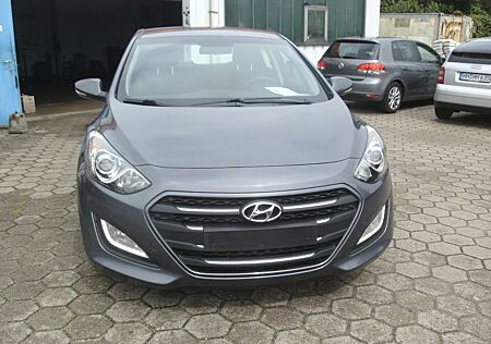 Hyundai i30 blue Trend EURO 6