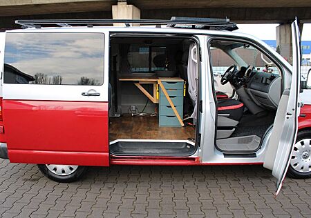 VW T5 Transporter Volkswagen Bus Shuttle