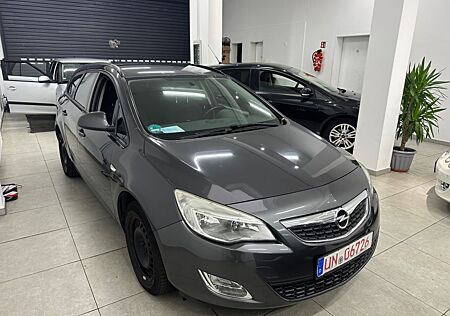 Opel Astra Sports Tourer 1.4 T Design Edition 103kW