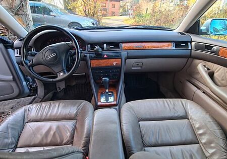 Audi A6 2.8 quattro tiptronic -