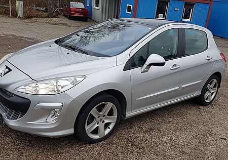 Peugeot 308 Platinum 140 THP Automatik Platinum