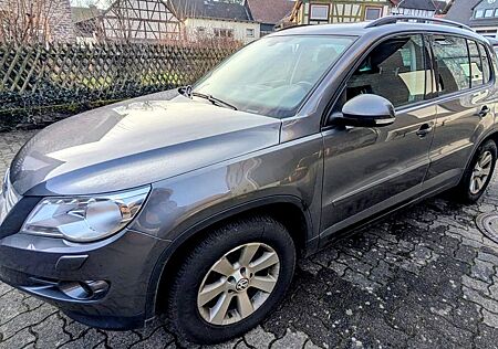 VW Tiguan Volkswagen , 4Motion ,Scheckheft | TÜV neu