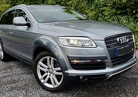 Audi Q7 3.0 TDI (DPF) quattro tiptronic -