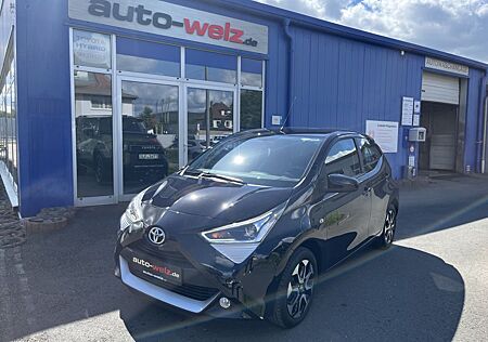 Toyota Aygo (X) -play Team Deutschland