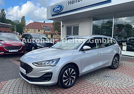 Ford Focus Turnier Titanium / SYNC 4 + Navi