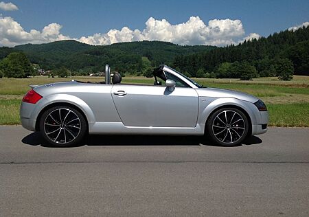 Audi TT Roadster 1.8T 132 kW -
