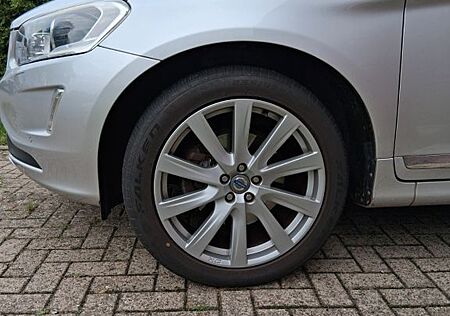 Volvo XC 60 XC60 D4 Summum Geartronic AHK RFK Zahnriemen