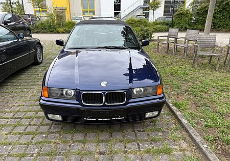 BMW 320i Cabrio H-Kennzeichen Oldtimer rostfrei
