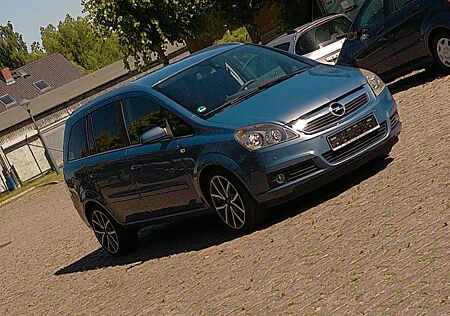 Opel Zafira B CATCH ME TÜV NEU PDC AHK S-HEFT 7SITZER