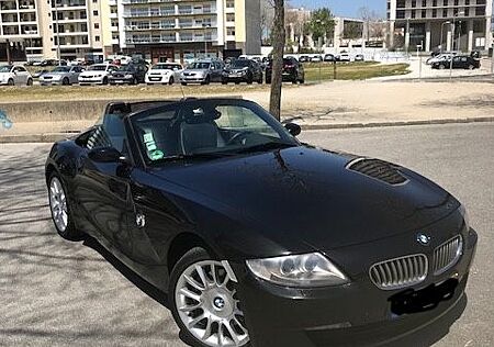 BMW Z4 Roadster 3.0si Vollausstattung