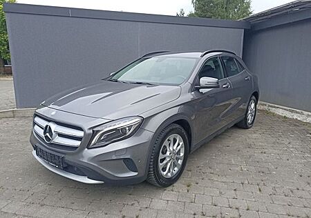 Mercedes-Benz GLA 200 CDI