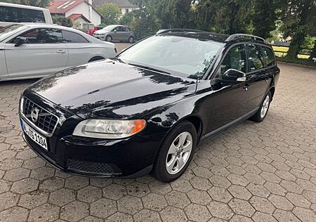 Volvo V70 2.0 Benzin 1. Hand Scheckheft Volvo