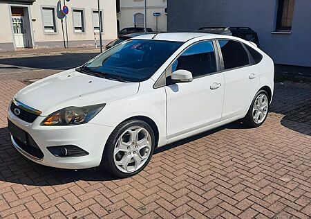 Ford Focus 2,0 Titanium Titanium