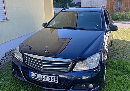 Mercedes-Benz C 180 T -