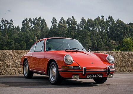 Porsche 912 Tangerine (color code 6809).