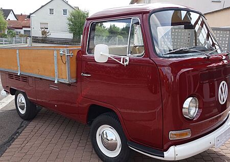 Volkswagen T2a Pritsche   Holzpritsche Westfalia