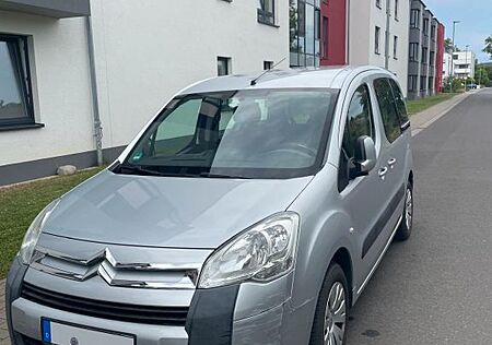 Citroën Berlingo 1.6| 68 kW | HU 10/26 | 2x Bereifung