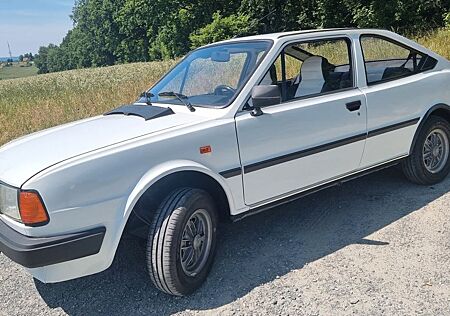 Skoda RAPID /( GARDE ) 5 Gang / Oldtimer