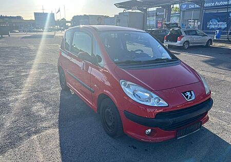 Peugeot 1007 75 Premium 93.000km 2Hand Klima TÜV 11/25