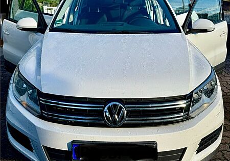VW Tiguan Volkswagen 1.4 TSI 90kW BlueMotion Tech Trend & ...