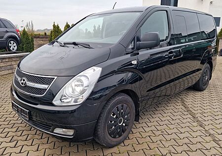 Hyundai H-1 Starex H-1 GRAND STAREX 2,5d 8 Sitze