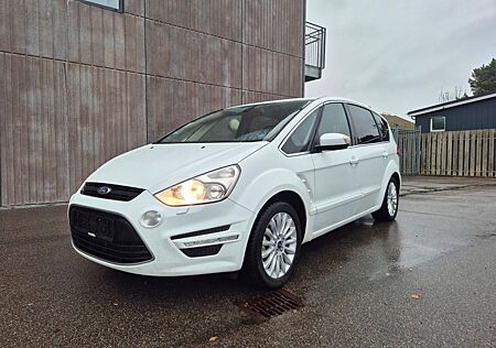 Ford S-Max Titanium