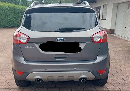 Ford Kuga 2,0 TDCi 4x4 120kW Titanium PowerShift ...