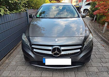 Mercedes-Benz A 180 - Urban