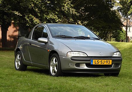 Opel Tigra 1.6 16V EINZIGARTIG 36.900 Km Neu Wagen