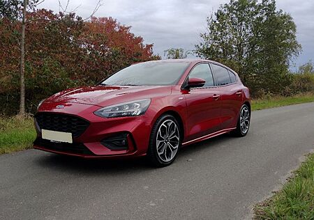 Ford Focus 1,5 EcoBoost ST Line 182PS Winterräder